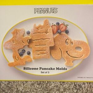Peanuts Yellow Silicone Pancake Molds Trio